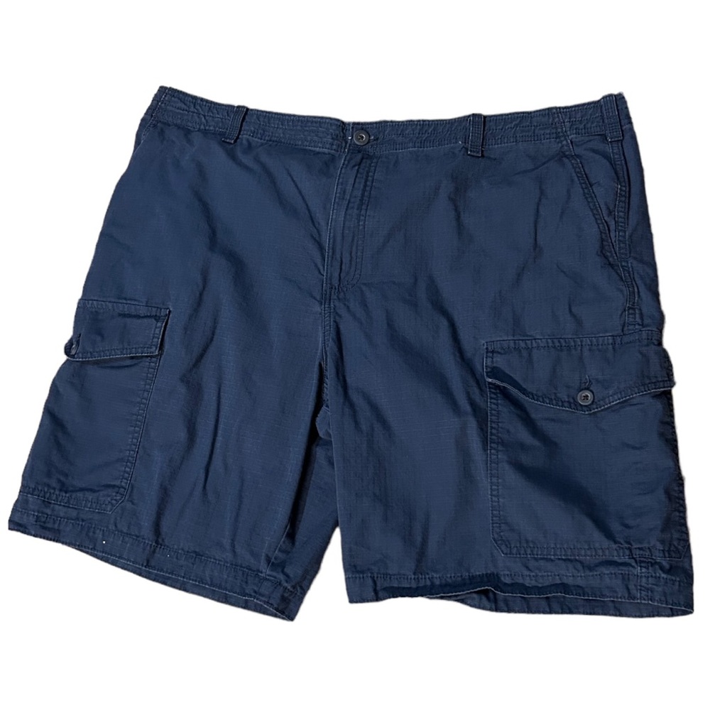 IZOD men’s navy cargo shorts size 42